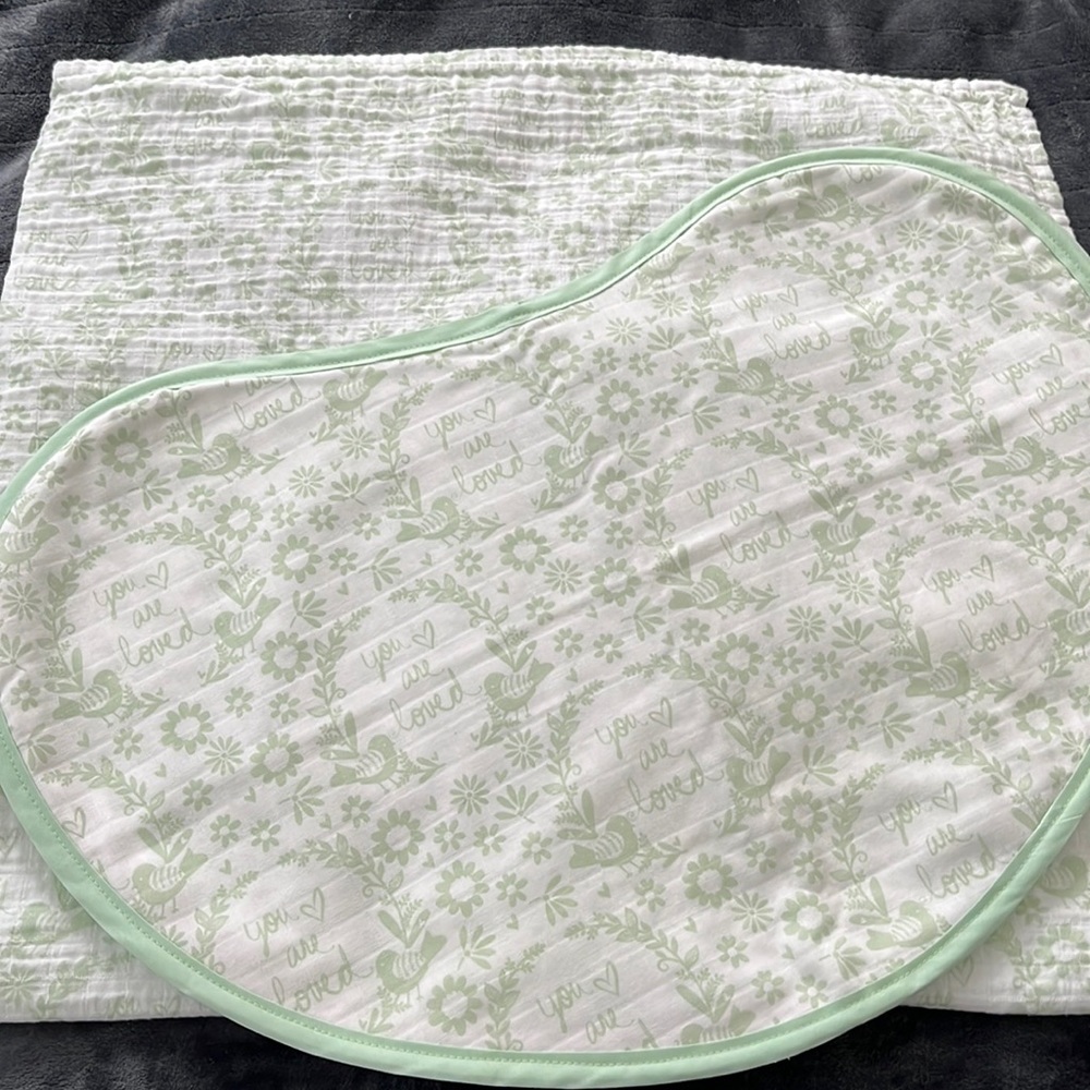Green you are loved baby gift set